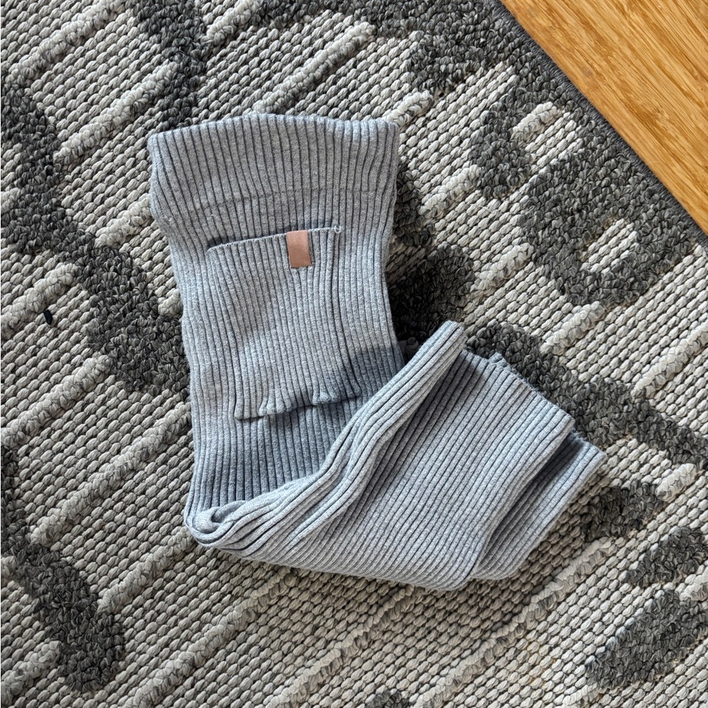 Lunya Light Gray Ribbed Bike Shorts